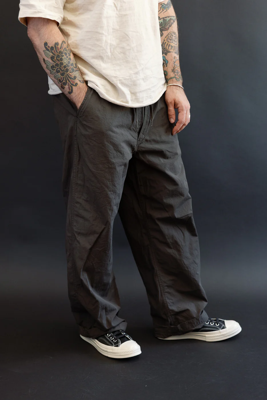 01-1021-CN60 - New Yorker Pants Supima/Nylon Wide Fit - Charcoal Gray - Image 15
