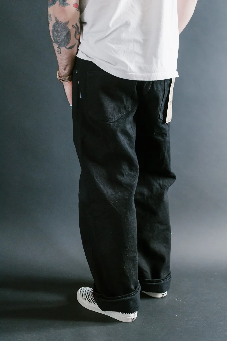 200ZR-BKBK - 20oz "Secret Black" Selvedge Denim - Wide Straight - Image 13