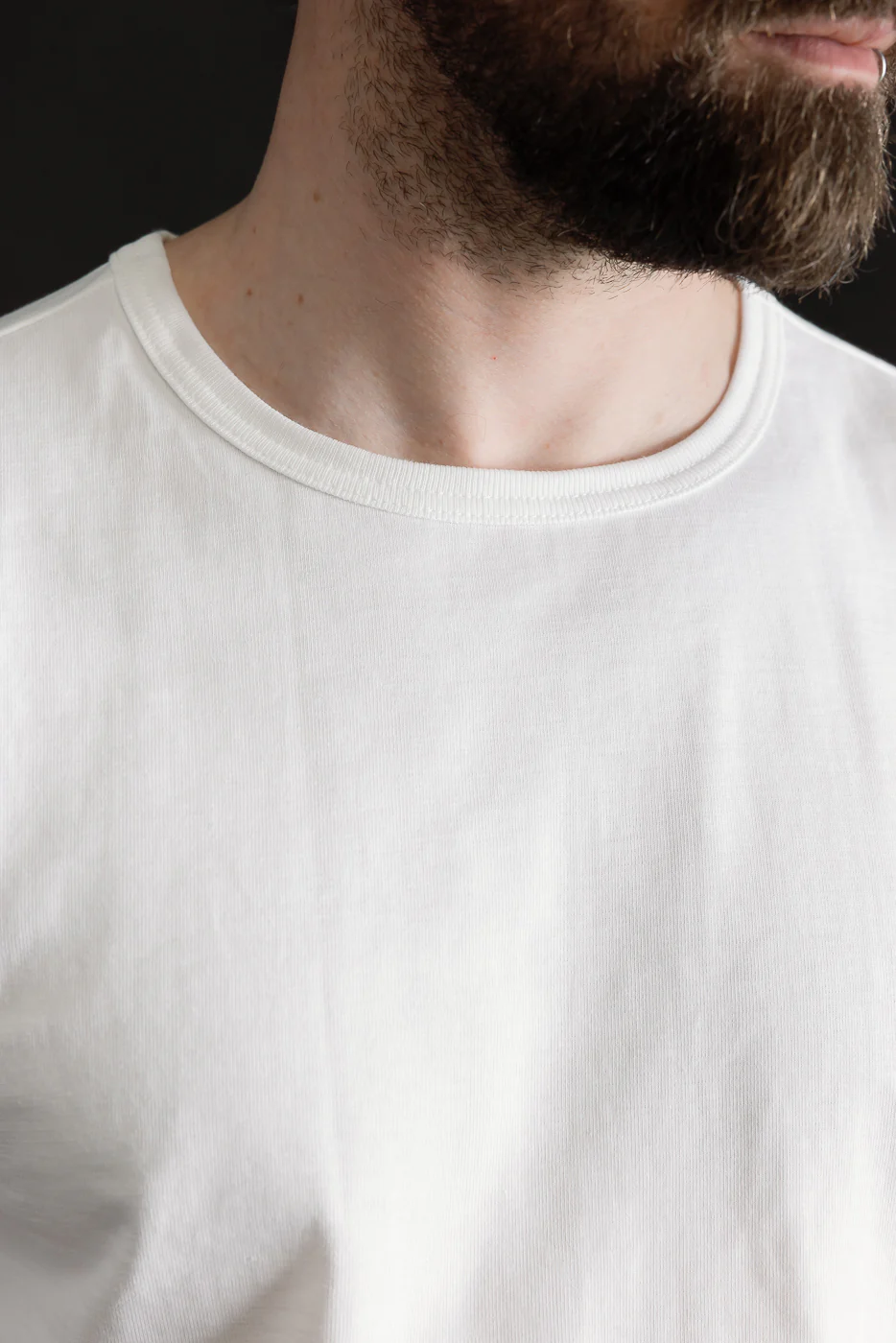 215.01 - 7.2oz Loopwheeled T-Shirt Classic Fit - White - Image 15