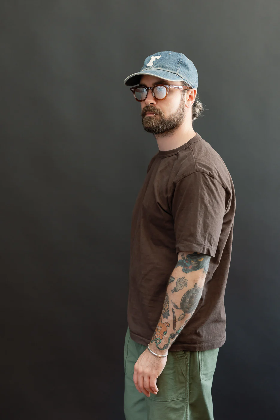 8204 - "Ishikawadai" T-shirt - Charcoal Black - Image 12
