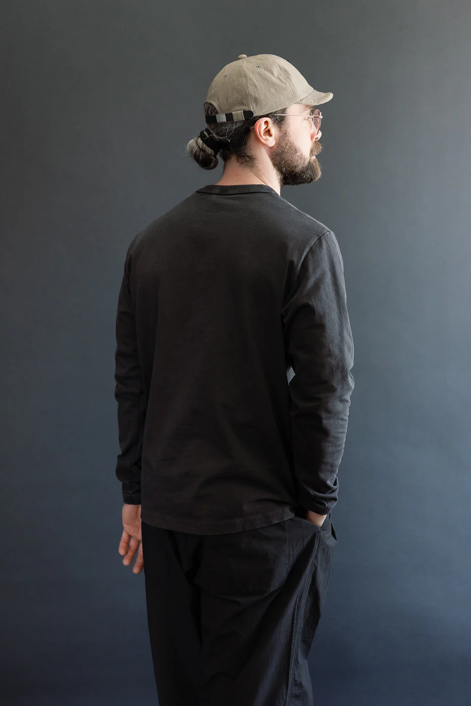 JM5530PD - Lead-Off Pigment Dyed LS T-Shirt - 207 Fade Black - Image 10