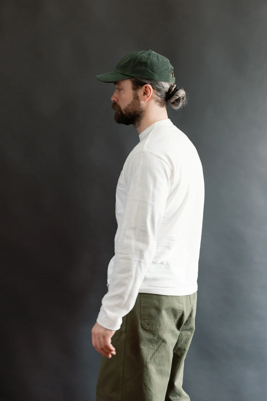 Lot 5906 - Slubby Cotton T-Shirt Long Sleeve - Off White - Image 12