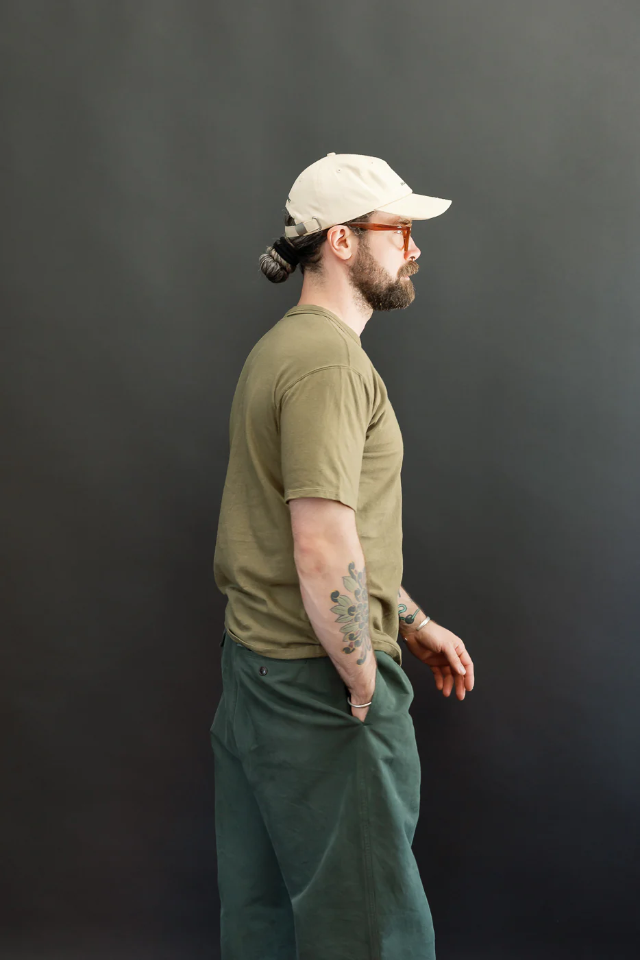 LRC1127 - Loopwheel Double Binder S/S Crewneck Tee - Army Olive - Image 12
