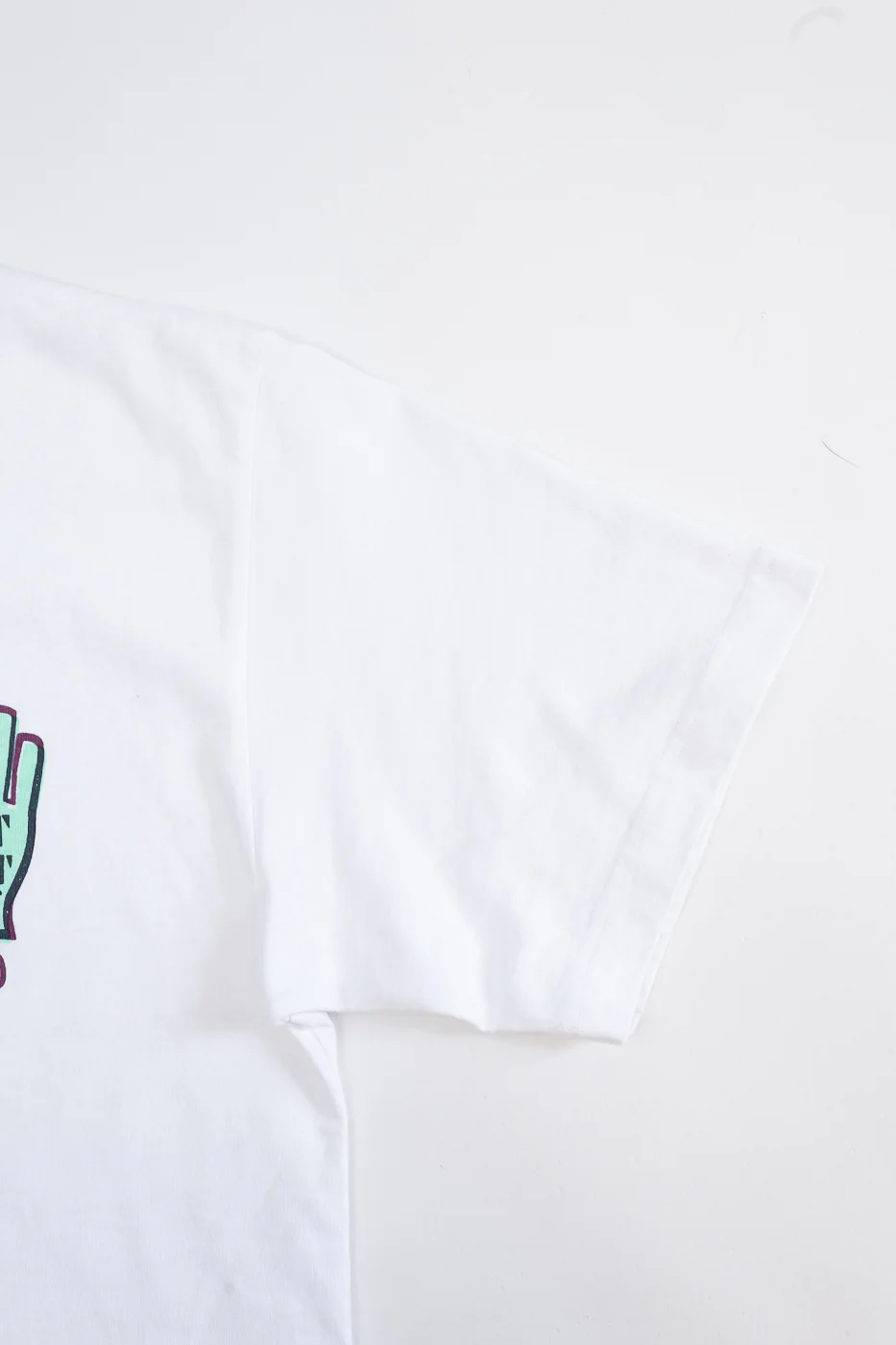 M-J-006 - Russel T-Shirt Antigoon - White - Image 4