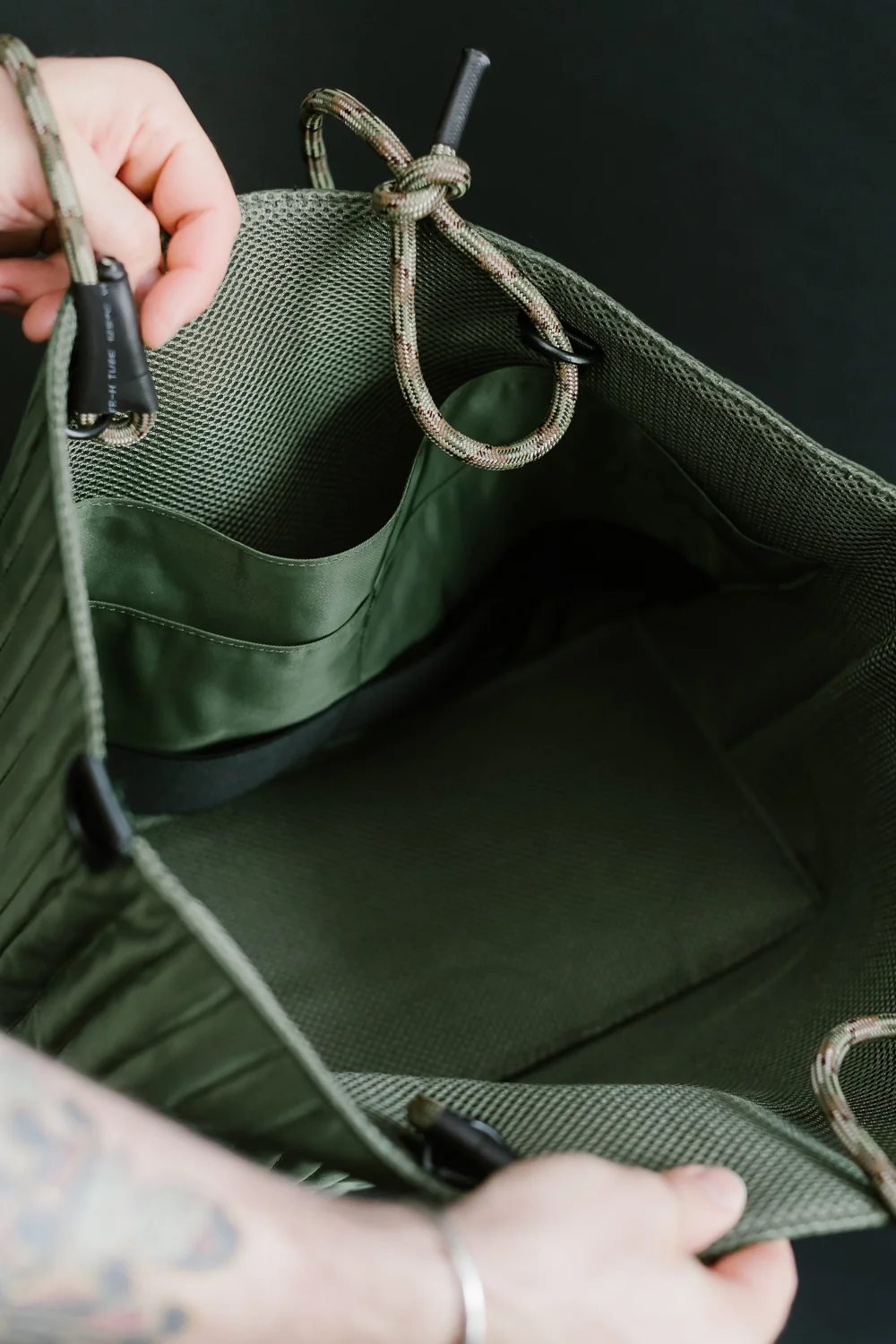 OGL-ORI-MILLIE-CARALL-GRN - OGL Originale Tech Material Millie Carry-All Tote Bag - Green - Image 6