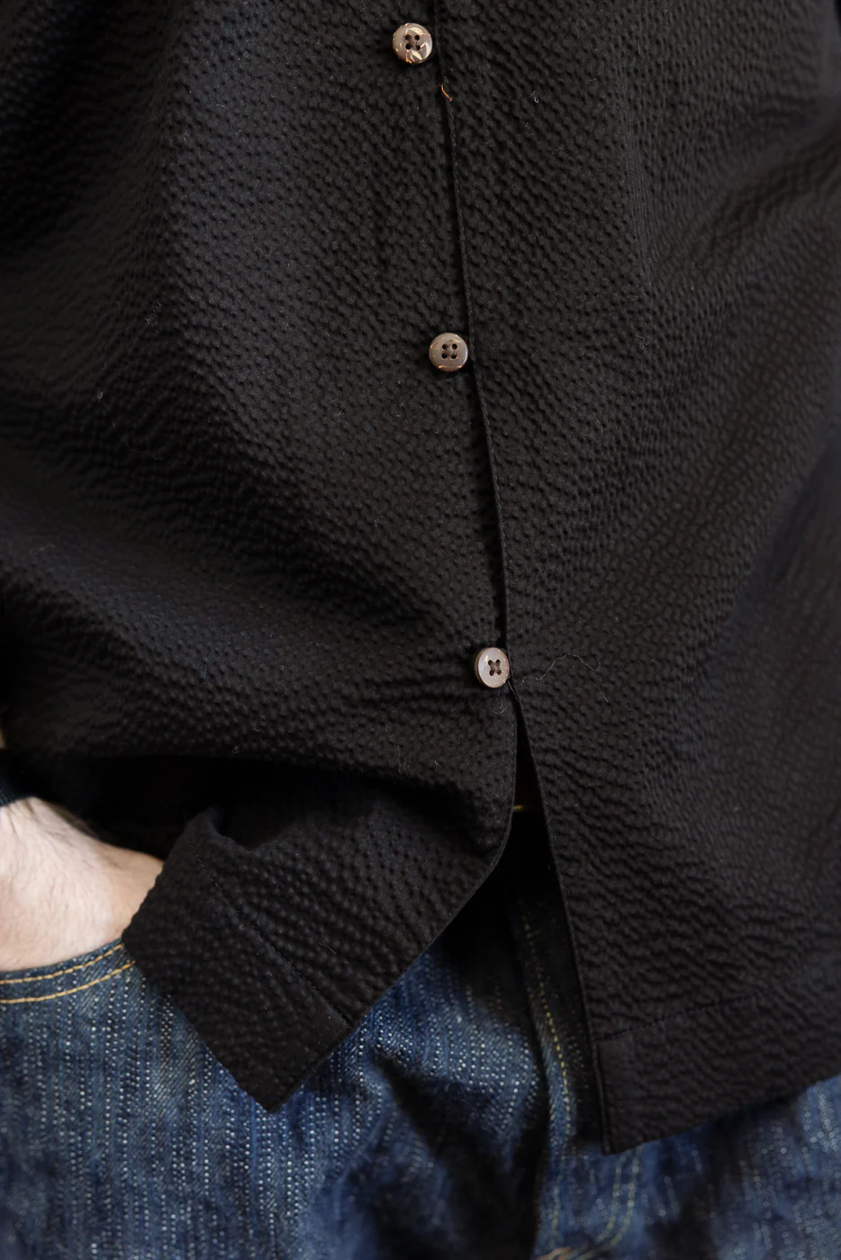 Short Sleeve Loop Shirt - Black Seersucker - Image 16