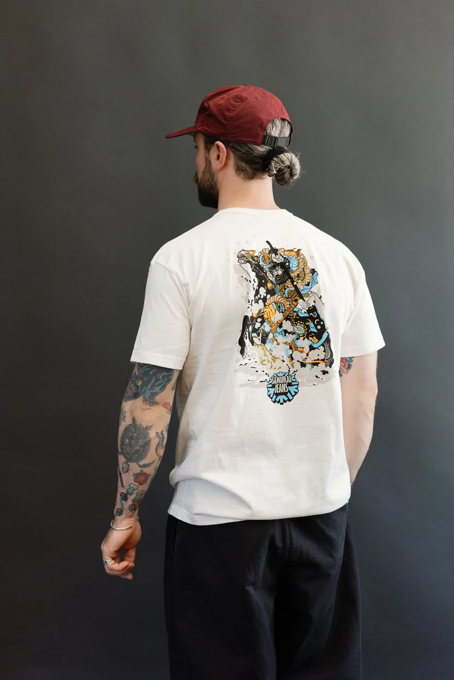 SJST26-102L - "Winter is Coming" 3cm Longer Heavyweight T-Shirt - White - Image 12