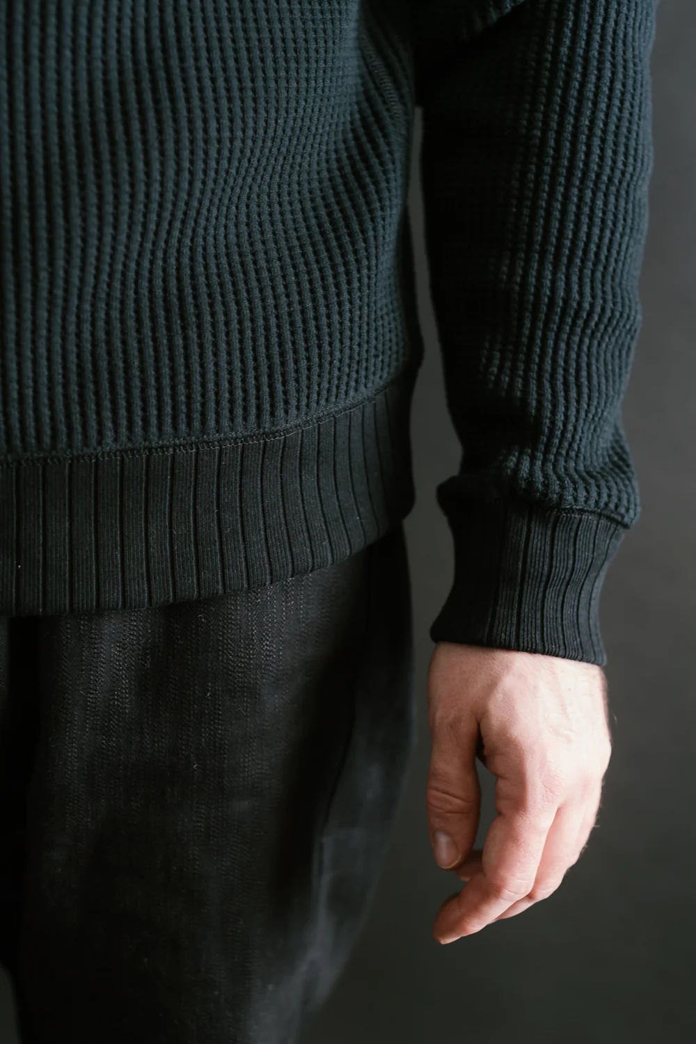Waffle High-Neck - 07 Black - Image 19